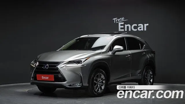 Lexus NX300h