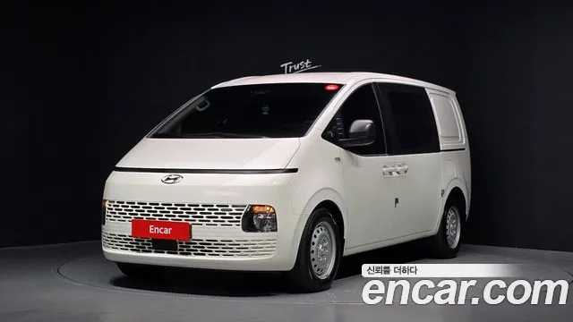 Hyundai Staria 5