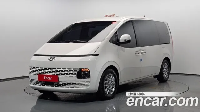 Hyundai Staria 11