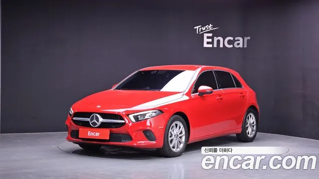 Mercedes-Benz A- W177 A220