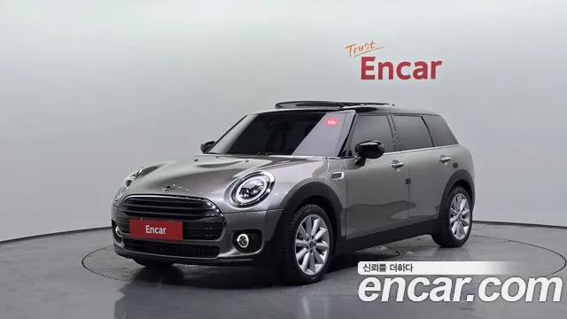 MINI Cooper Clubman Base 2