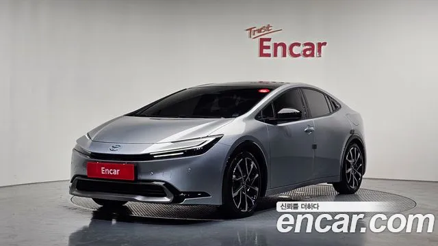 Toyota Prius 5 2.0 PHEV XSE