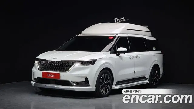 Kia Carnival 4 Gasoline 7 Signature