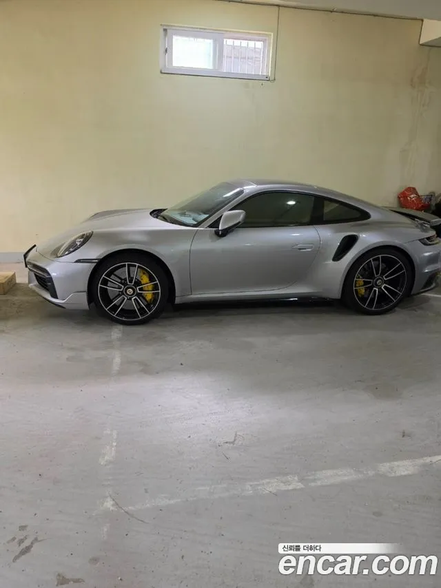Porsche 911 (992) Turbo S