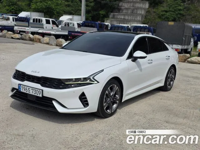 Kia K5 Hybrid 3 Signature