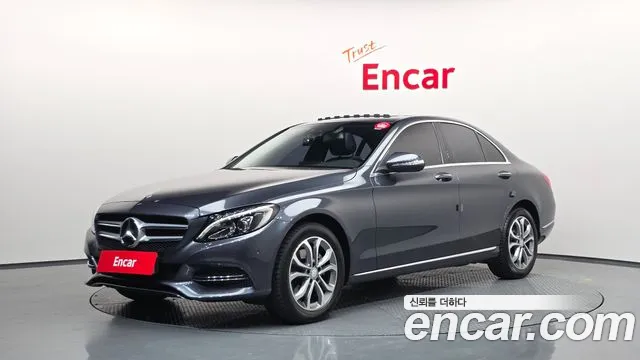 Mercedes-Benz C- W205 C220