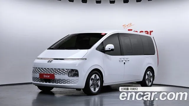 Hyundai Staria 9