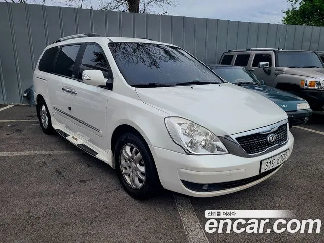 Kia Carnival R Carnival GLX