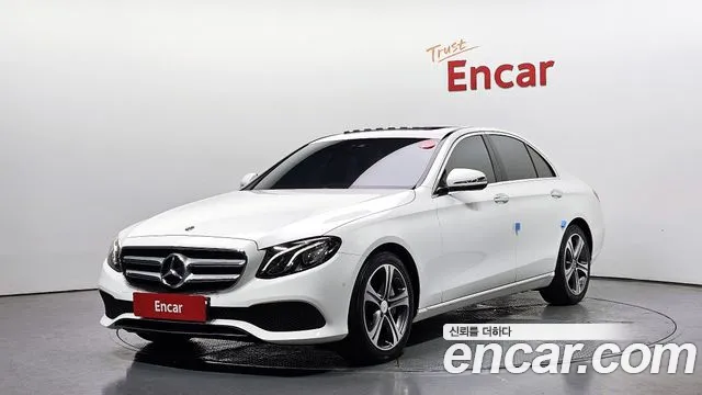 Mercedes-Benz E- W213 E300
