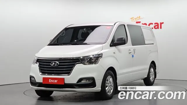 Hyundai The New Grand Starex 5