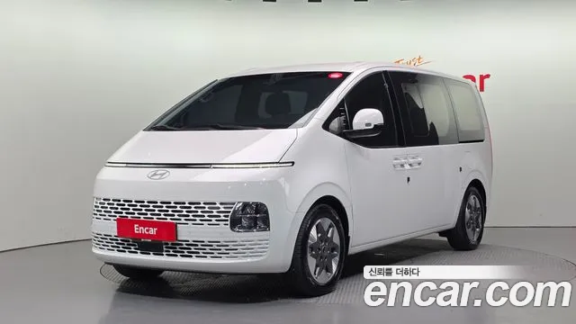 Hyundai Staria 11