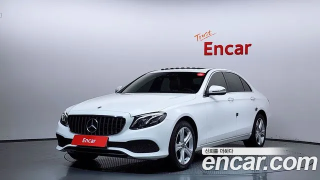 Mercedes-Benz E- W213 E220d 4MATIC