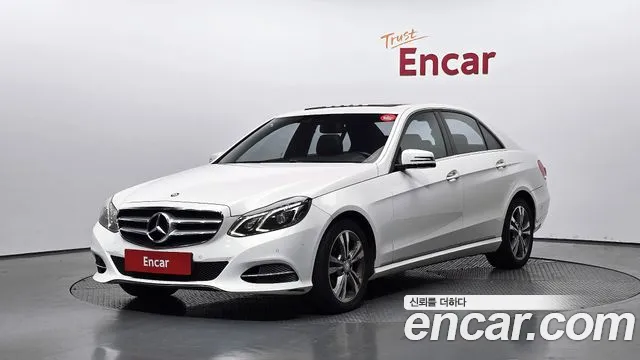 Mercedes-Benz E- W212 E220 CDI