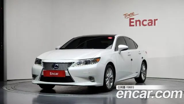 Lexus ES300h XV60