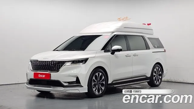 Kia Carnival 4 Gasoline 9