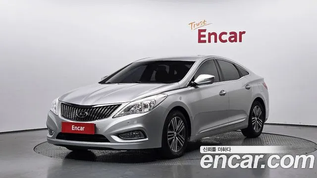 Hyundai Grandeur HG HG240
