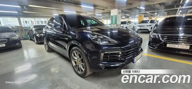 Porsche Cayenne (PO536) 3.0 E-Hybrid