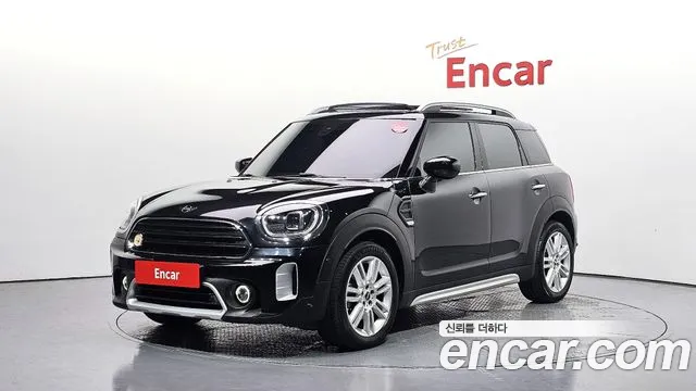 MINI Cooper Countryman 2