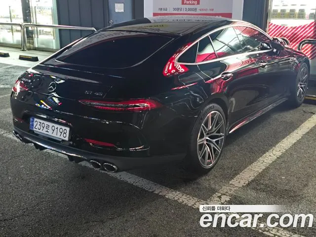 Mercedes-Benz AMG GT 4 43 4MATIC+