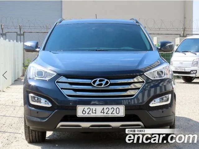 Hyundai Santa Fe DM Diesel(e-VGT) 2.2 2WD Exclusive