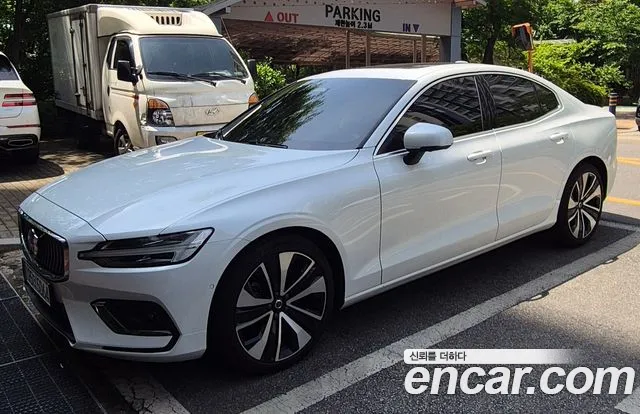 Volvo S60 3 B5