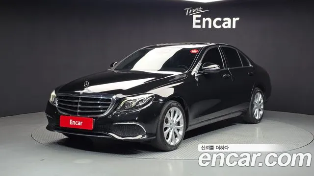 Mercedes-Benz E- W213 E220d Exclusive