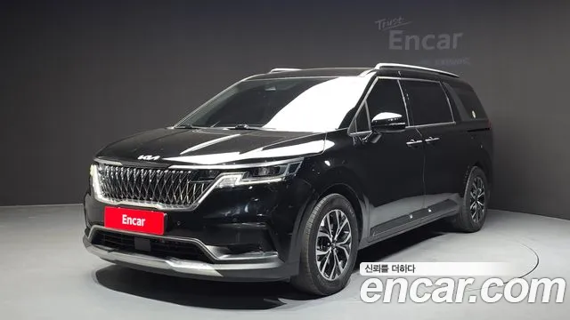 Kia Carnival 4 Gasoline 9 Noblesse
