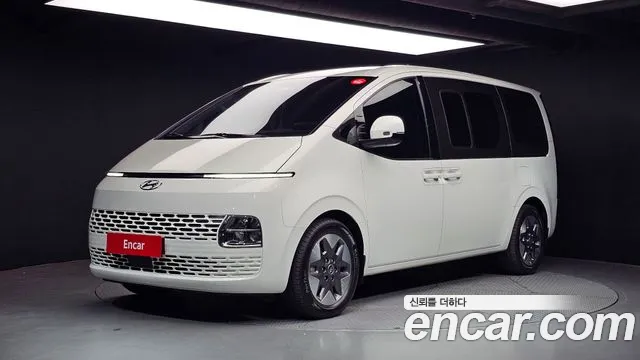Hyundai Staria 11