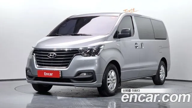 Hyundai The New Grand Starex 3
