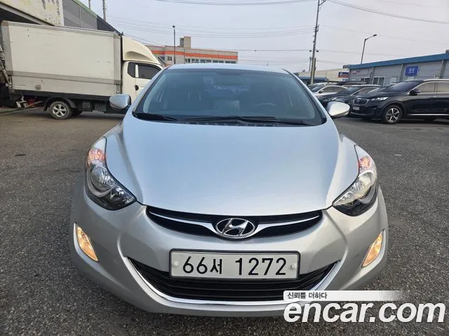 Hyundai Avante MD M16 GDI
