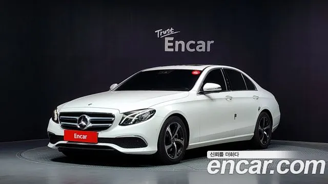 Mercedes-Benz E- W213 E250