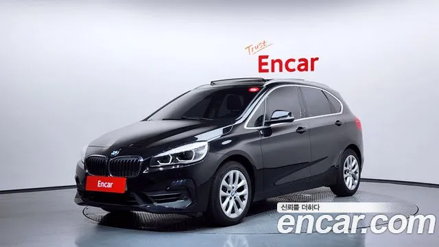 BMW 2 (F45)