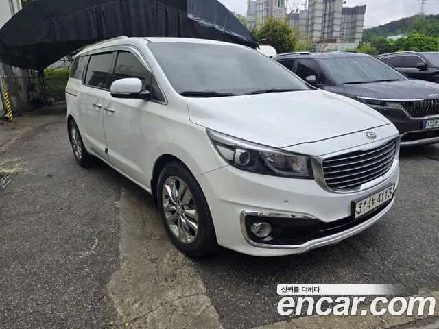 Kia All New Carnival 9 Prestige