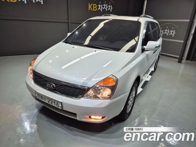 Kia Carnival R Carnival GLX