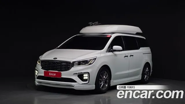 Kia The New Carnival 9 Noblesse