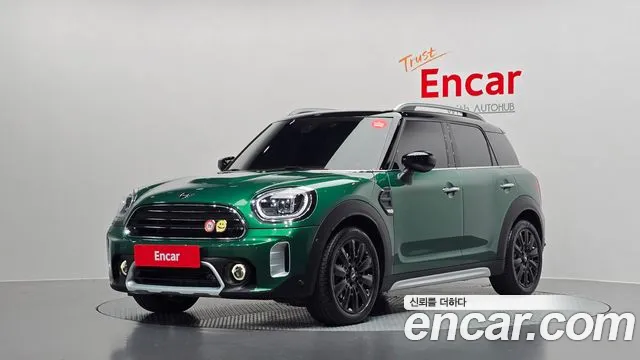 MINI Cooper Countryman 2