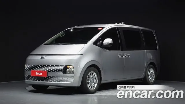 Hyundai Staria 4WD 9