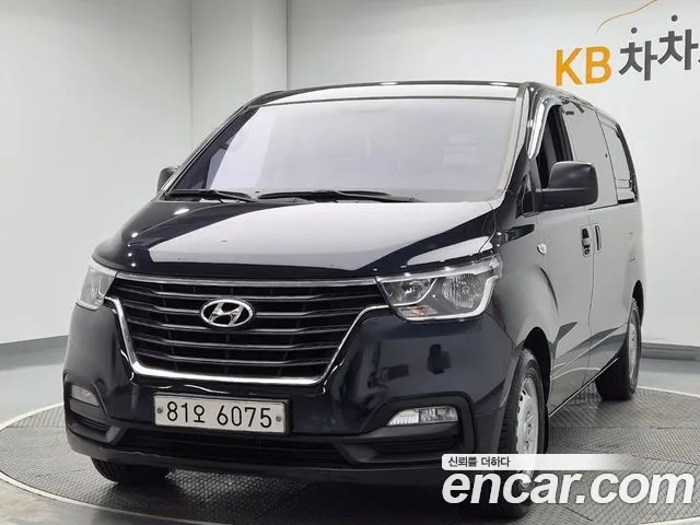 Hyundai The New Grand Starex 5