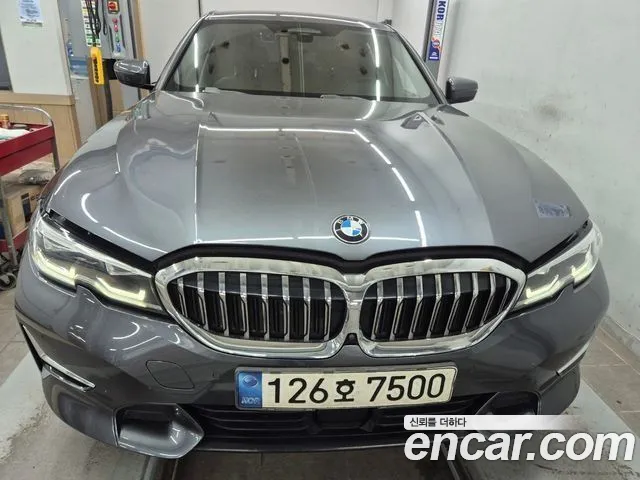 BMW 3 (G20) 320i