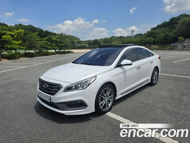 Hyundai LF Sonata 2.0 Turbo