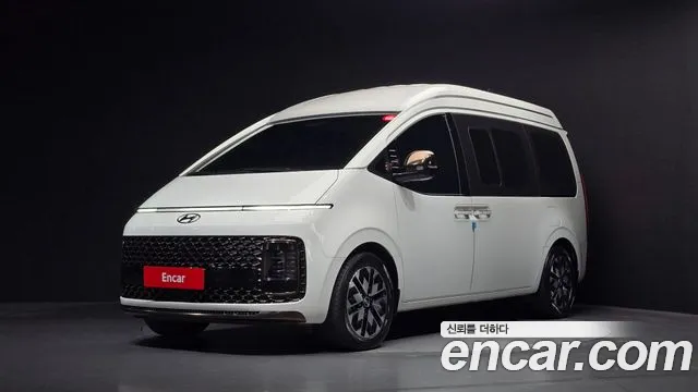 Hyundai Staria 7