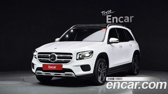 Mercedes-Benz GLB- X247 GLB200 d