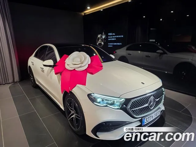 Mercedes-Benz E- W214 E300 4MATIC AMG Line