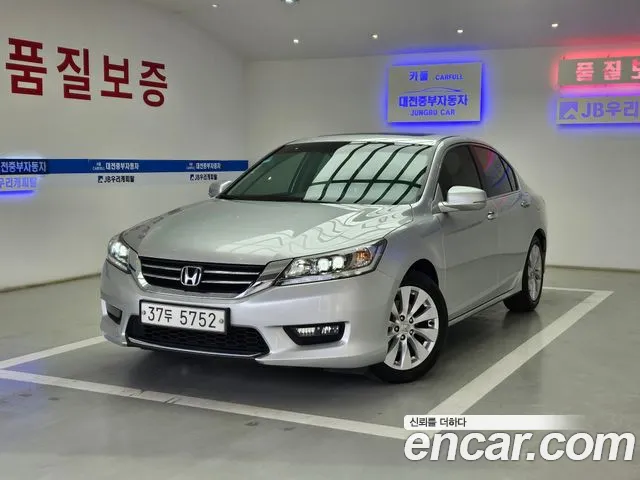 Honda Accord 2.4 9