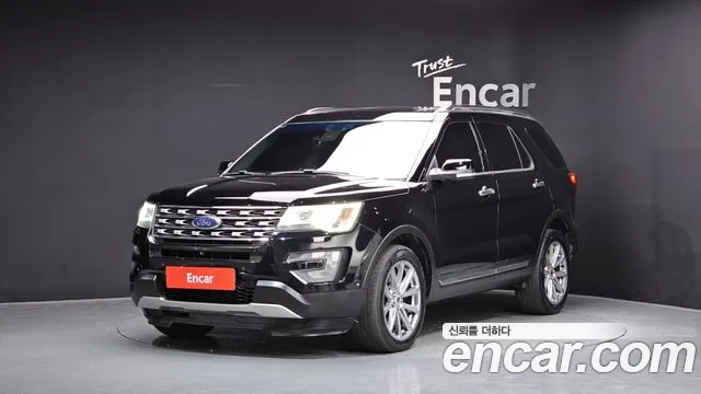 Ford Explorer 2.3 Limited 4WD 5