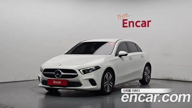 Mercedes-Benz A- W177 A220