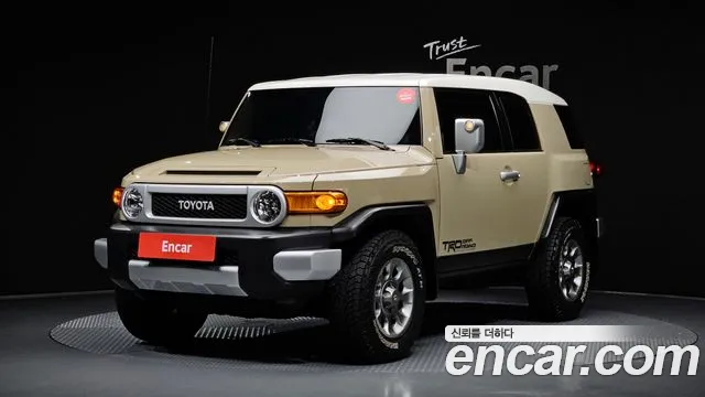 Toyota FJ 4WD V6