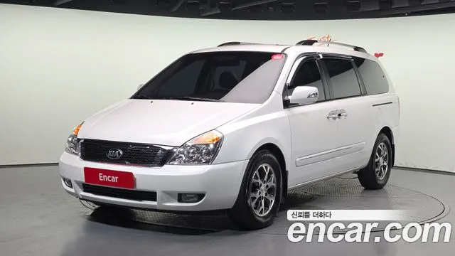 Kia Carnival R Carnival GLX