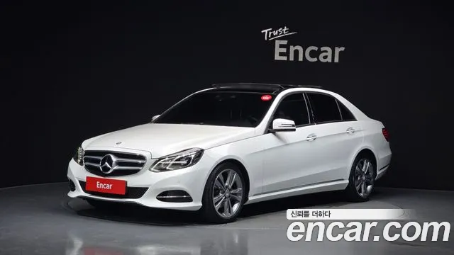 Mercedes-Benz E- W212 E300