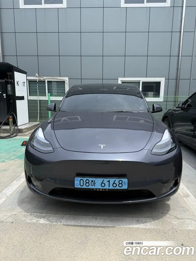 Tesla Y RWD